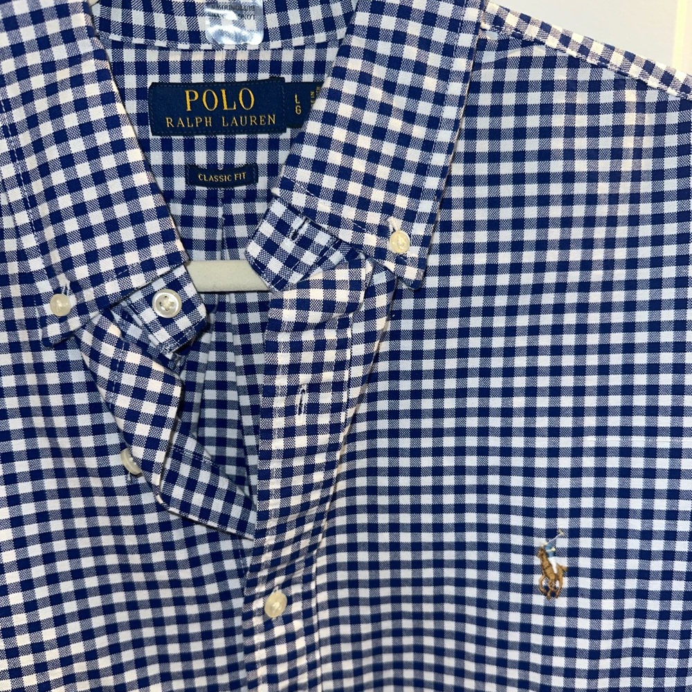RALPH LAUREN- Men’s CLASSIC FIT SIZE LARGE BUTTON DOWN